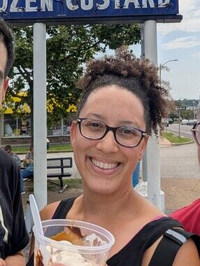 Meet your Posher, Andrea